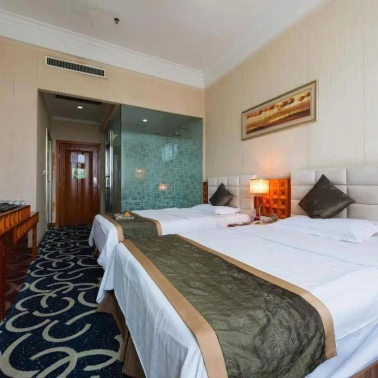 Bed in Pingdingshan Feixing Crowne Plaza Hotel