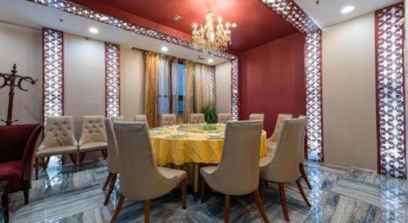 Pingdingshan Feixing Crowne Plaza Hotel