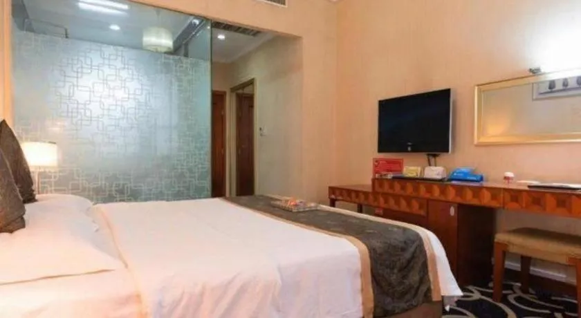 Bed in Pingdingshan Feixing Crowne Plaza Hotel