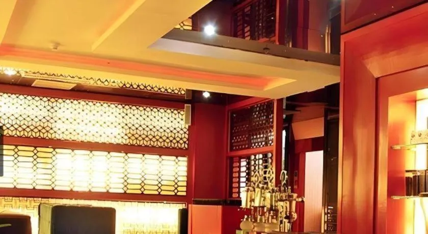 Pingdingshan Feixing Crowne Plaza Hotel