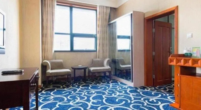 Pingdingshan Feixing Crowne Plaza Hotel