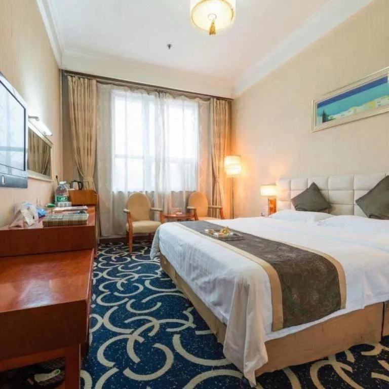 Bed in Pingdingshan Feixing Crowne Plaza Hotel