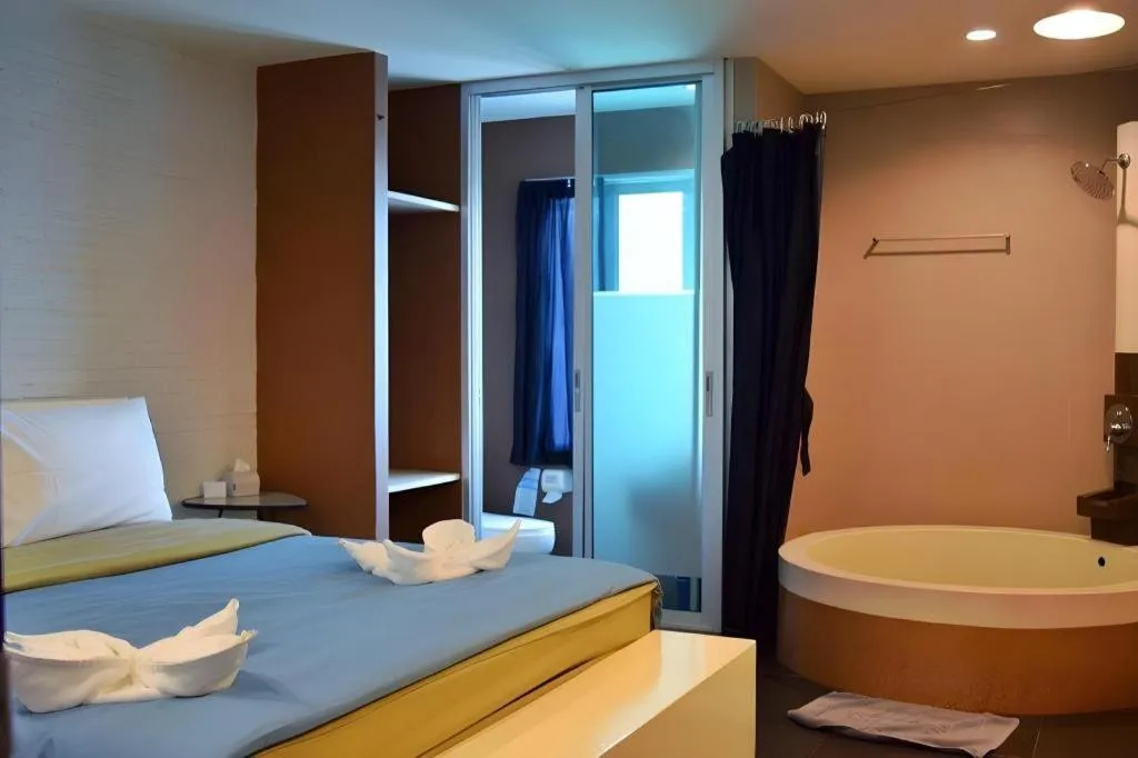 Bed in Z2 Boutique Hotel