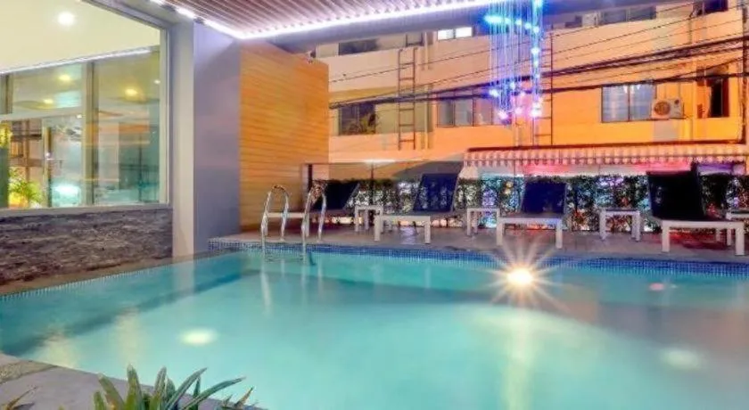 The Scenery City Hotel