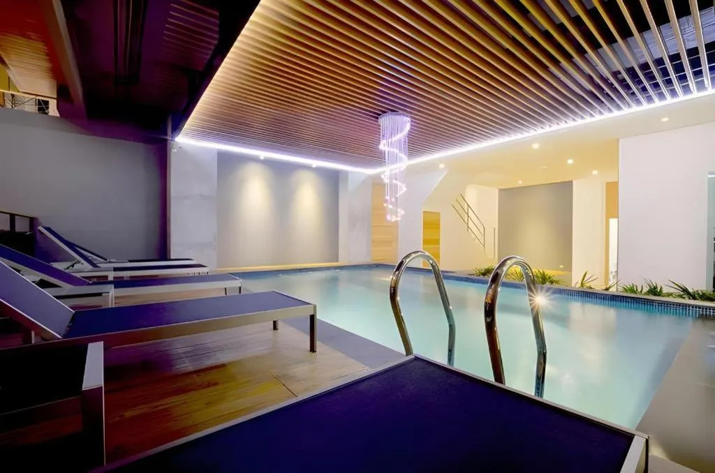 The Scenery City Hotel