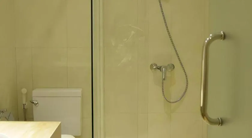 The Scenery City Hotel