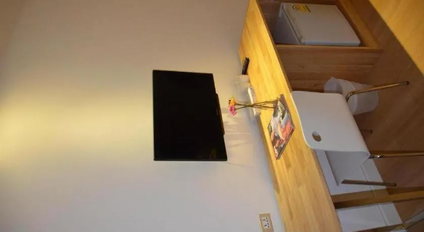 The Scenery City Hotel