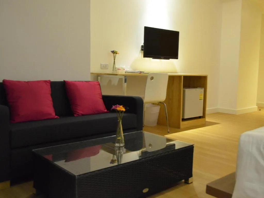 The Scenery City Hotel