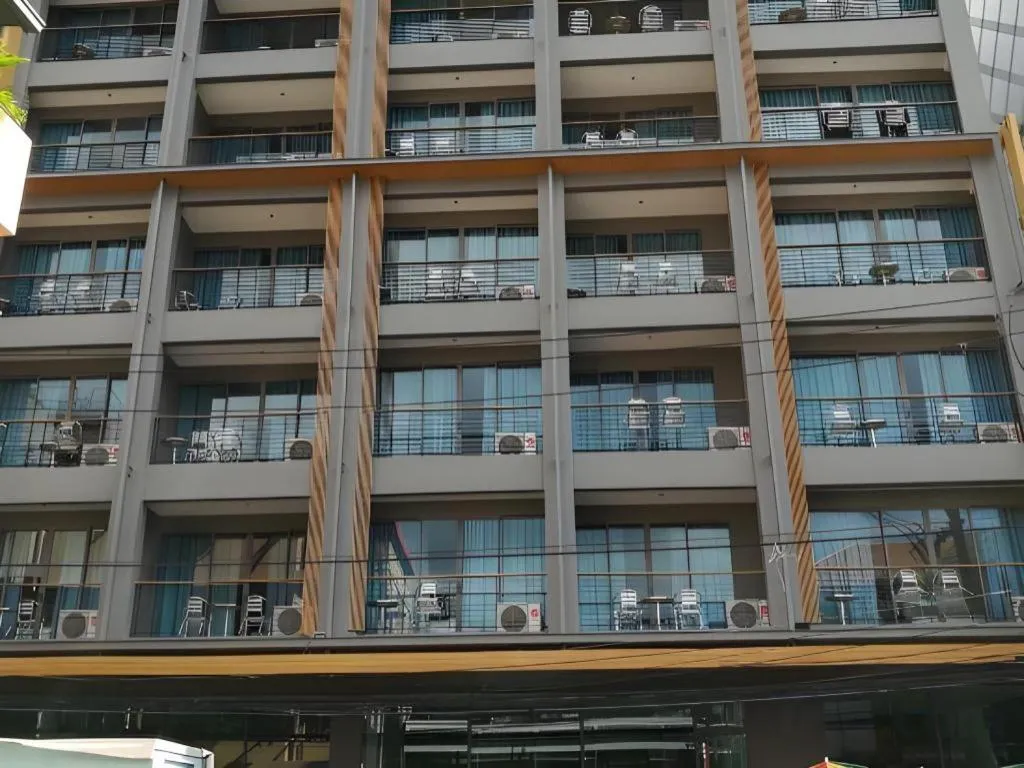 The Scenery City Hotel