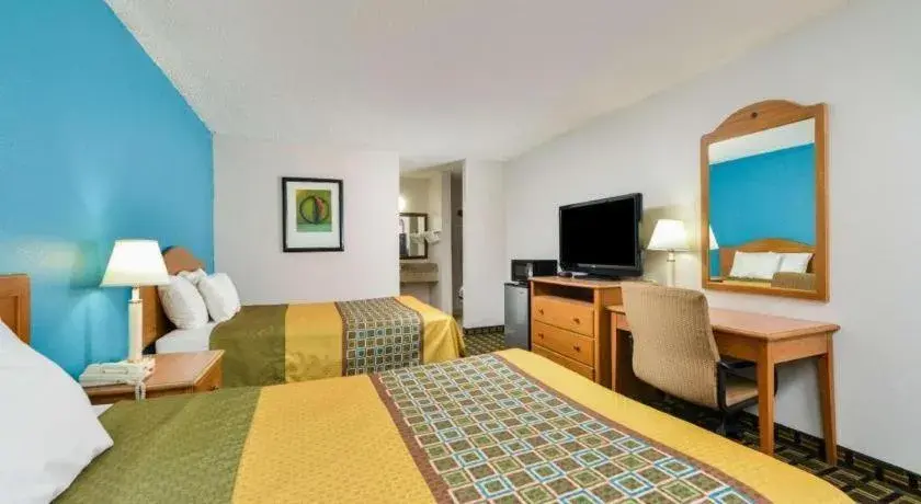 Bed in Americas Best Value Inn Elizabethtown Bed in Americas Best Value Inn Elizabethtown