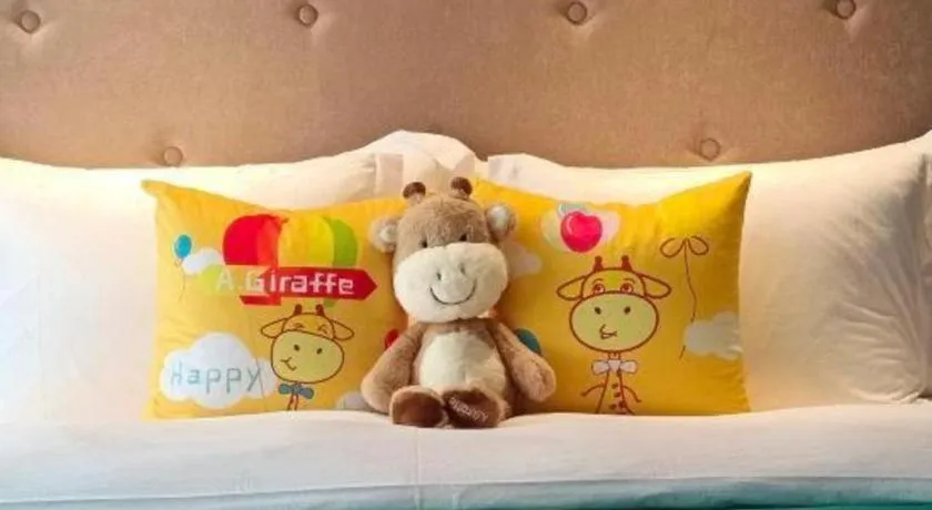 Bed in Wuhan Soluxe Hotel