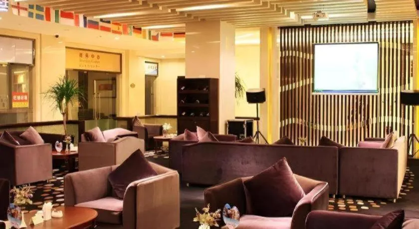 Dongguan Royal Metropolitan Hotel