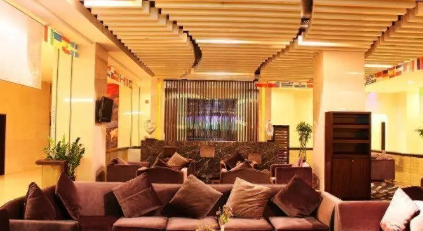 Dongguan Royal Metropolitan Hotel