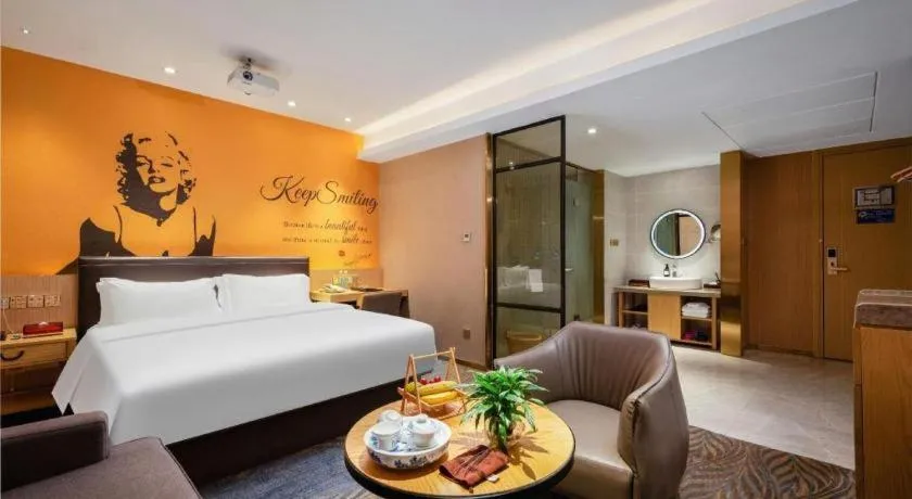 Bed in Quanzhou Binhai Hotel