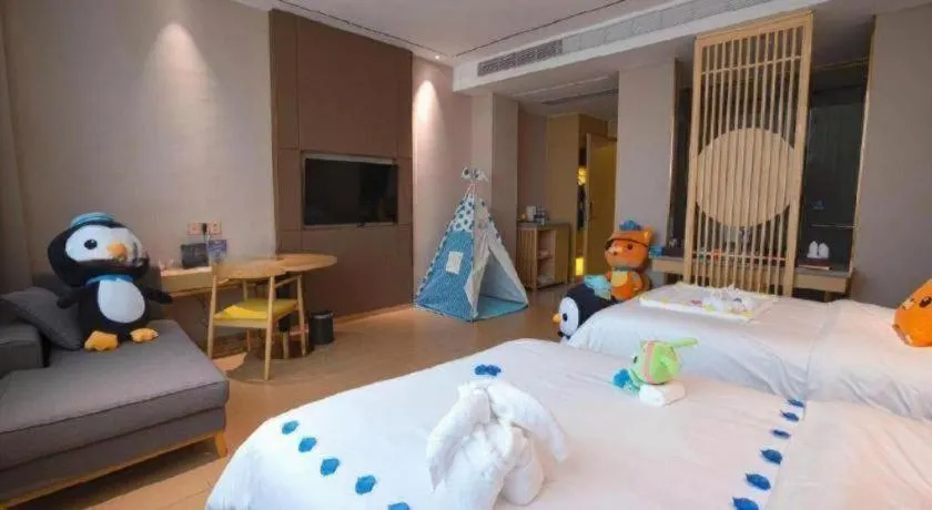 Bed in Quanzhou Binhai Hotel