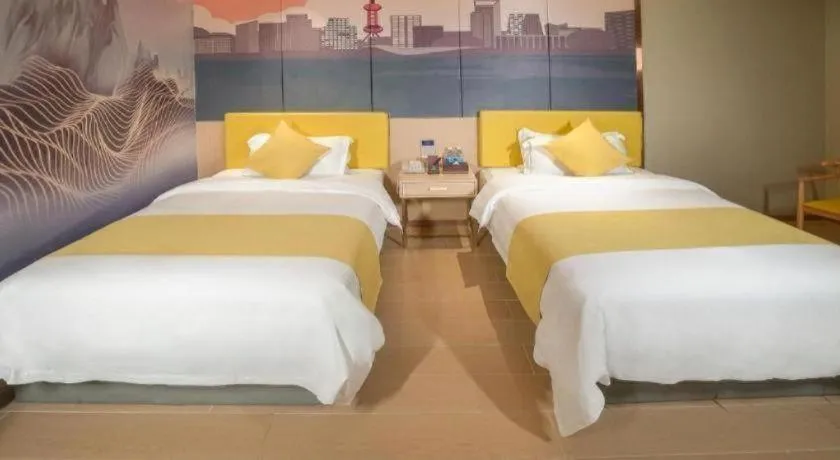 Bed in Quanzhou Binhai Hotel