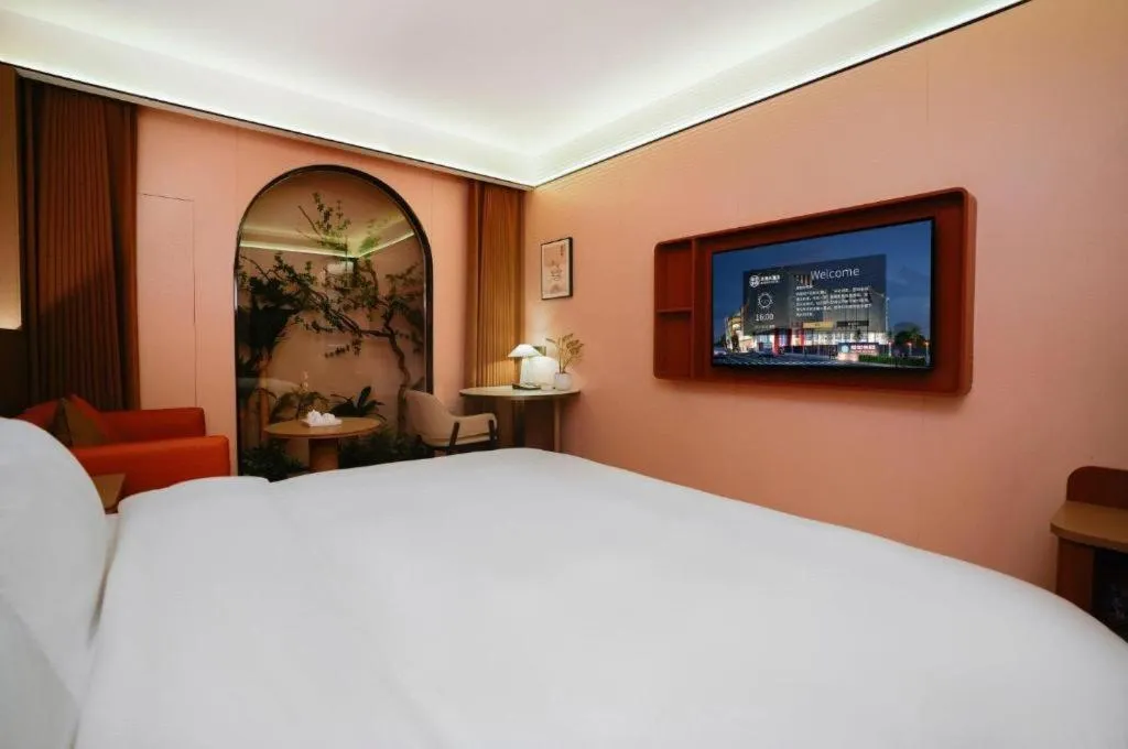 Bed in Quanzhou Binhai Hotel