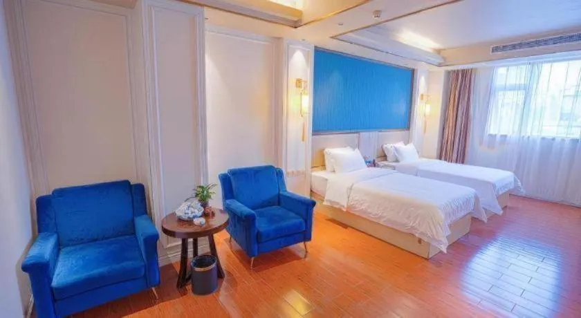 Bed in Quanzhou Binhai Hotel