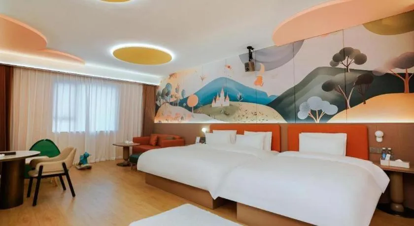 Bed in Quanzhou Binhai Hotel