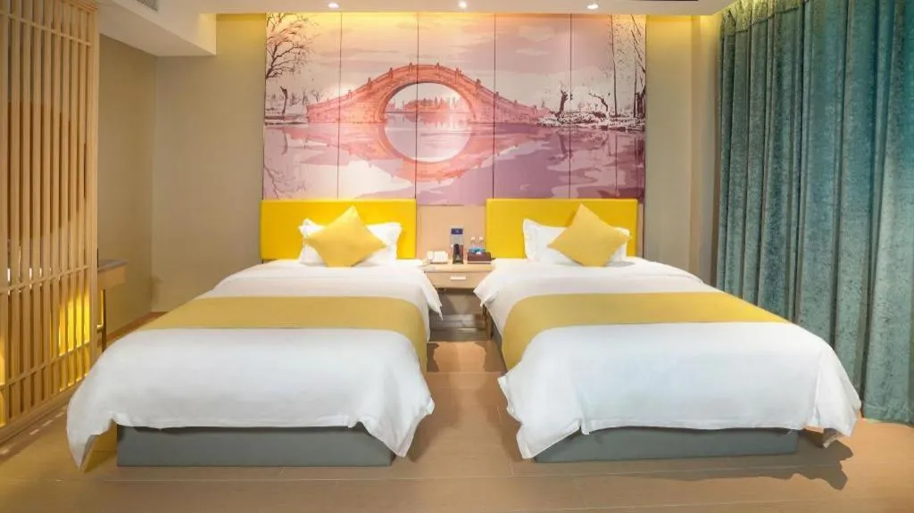Bed in Quanzhou Binhai Hotel