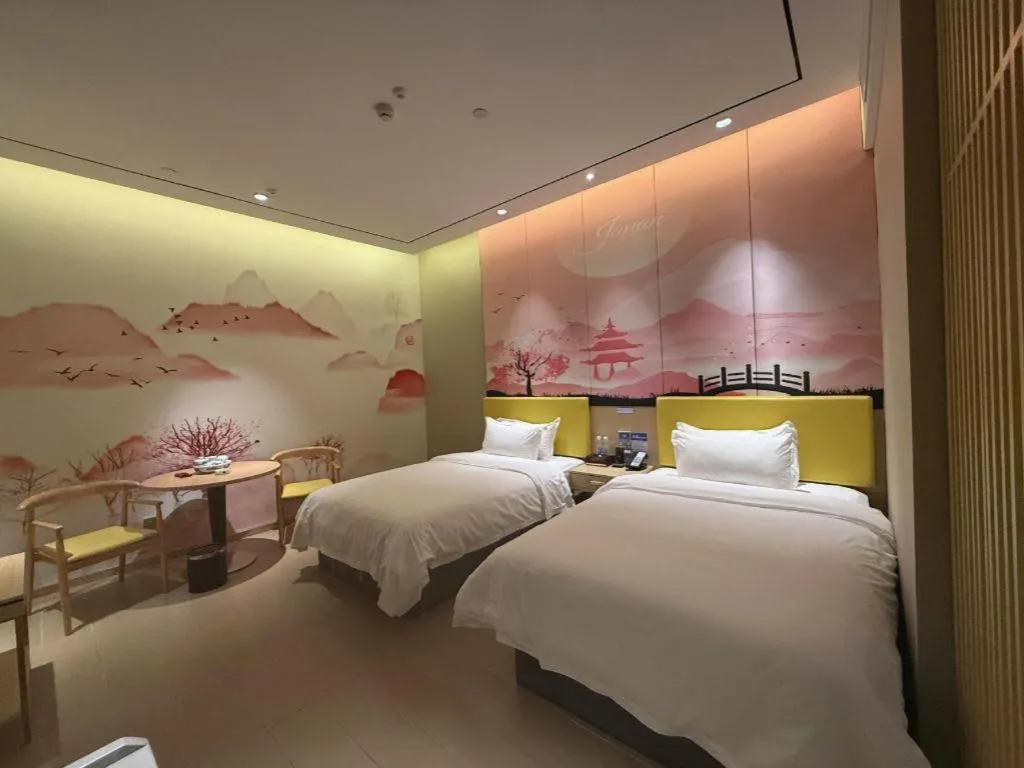 Bed in Quanzhou Binhai Hotel