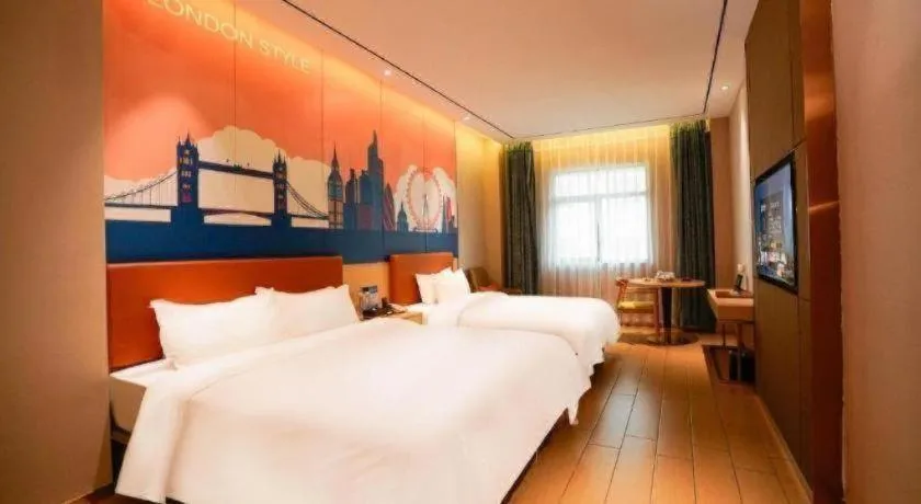 Bed in Quanzhou Binhai Hotel