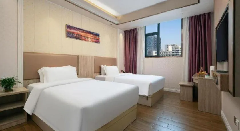 Bed in Quanzhou Binhai Hotel