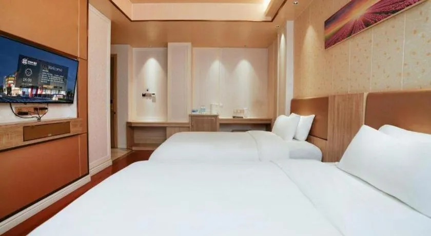 Bed in Quanzhou Binhai Hotel