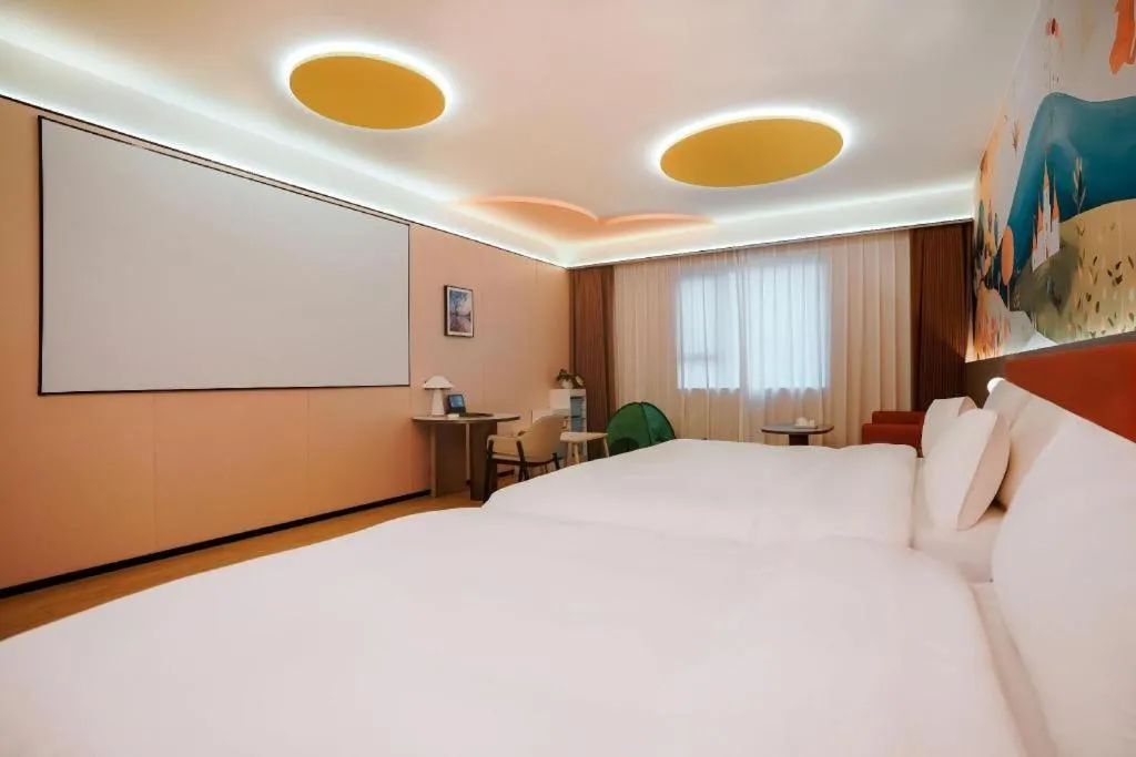 Bed in Quanzhou Binhai Hotel