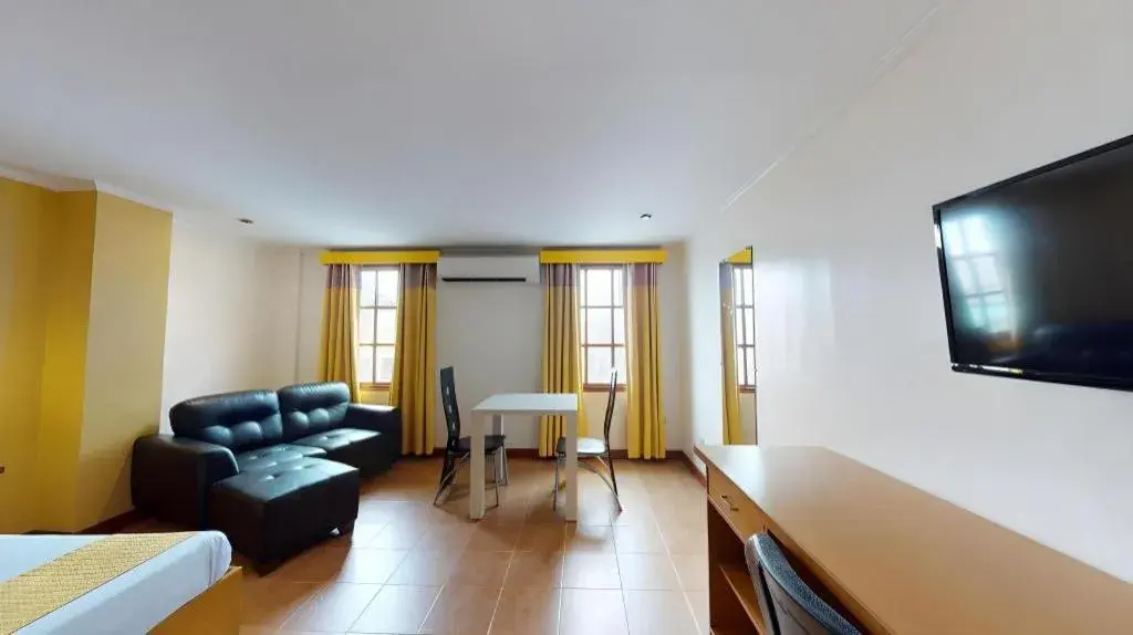 Swiss Chalet Swiss Chalet