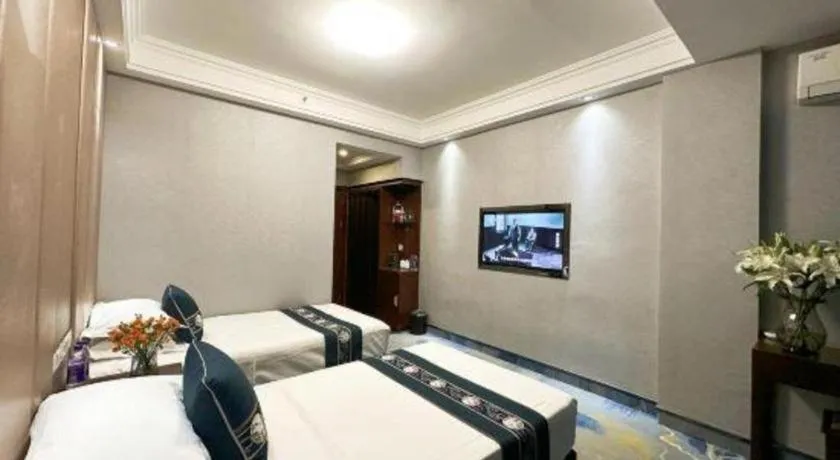 Bed in Dunhuang Dunhe Hotel