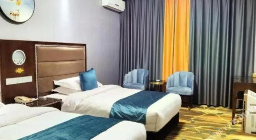 Bed in Dunhuang Dunhe Hotel