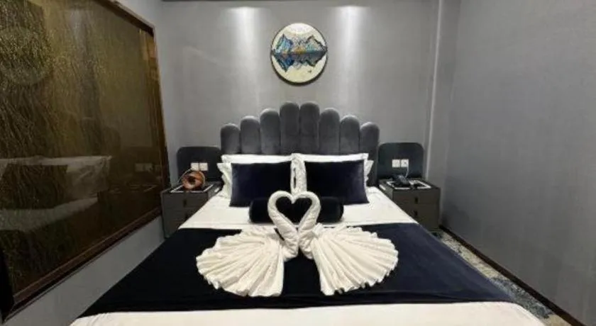 Bed in Dunhuang Dunhe Hotel