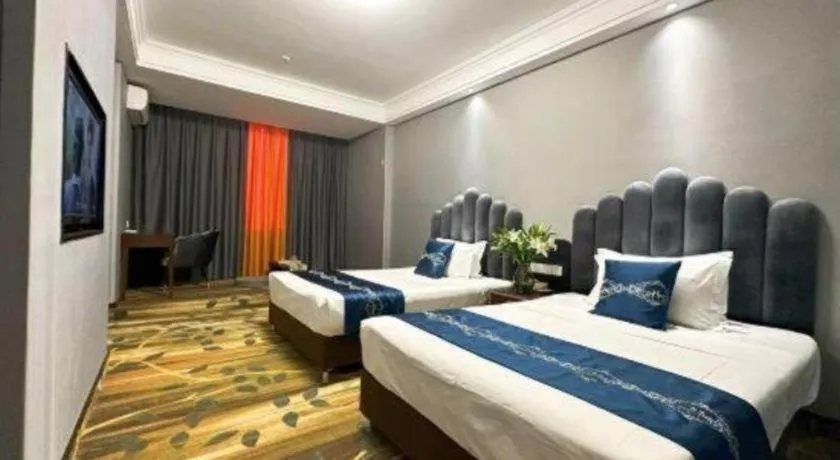 Bed in Dunhuang Dunhe Hotel