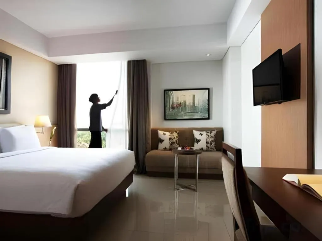Bed in Hotel Santika Premiere Kota Harapan Indah