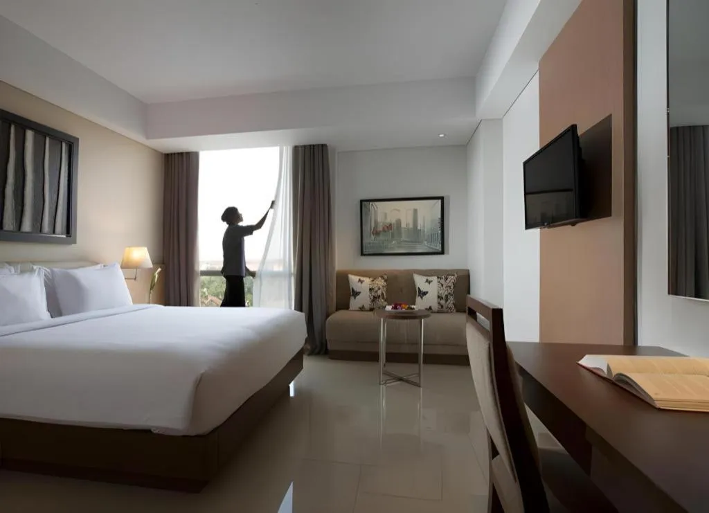 Bed in Hotel Santika Premiere Kota Harapan Indah