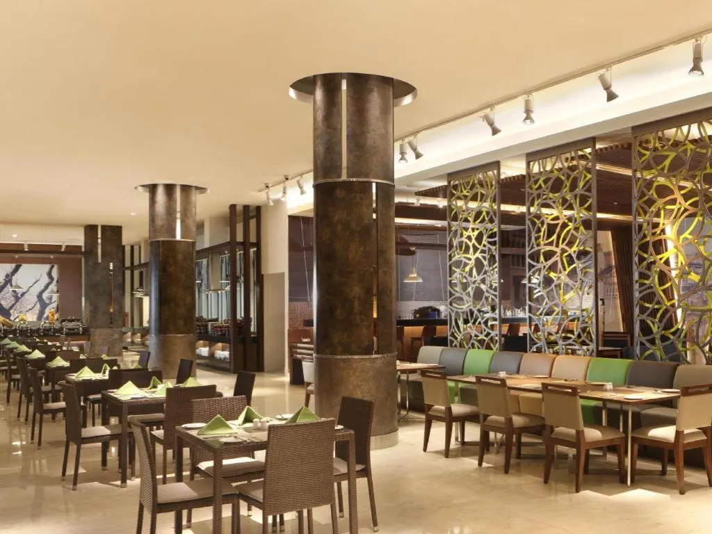 Hotel Santika Premiere Kota Harapan Indah