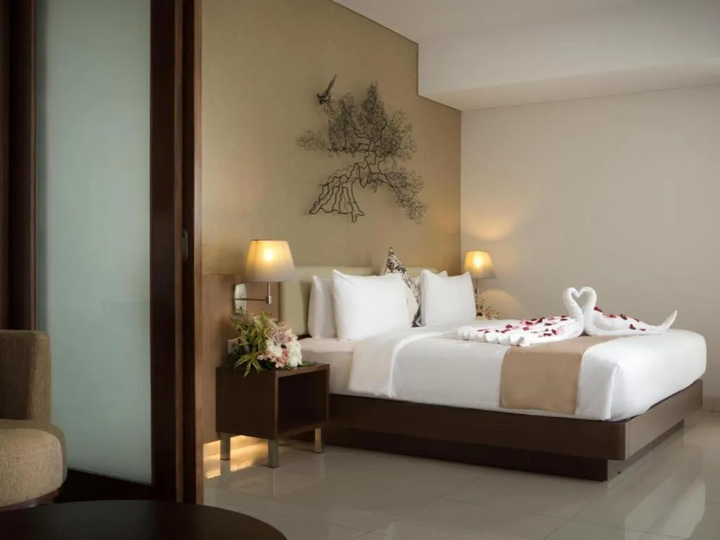 Bed in Hotel Santika Premiere Kota Harapan Indah
