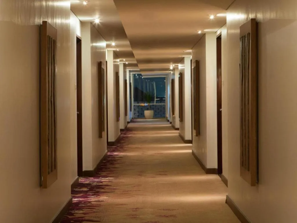 Hotel Santika Premiere Kota Harapan Indah