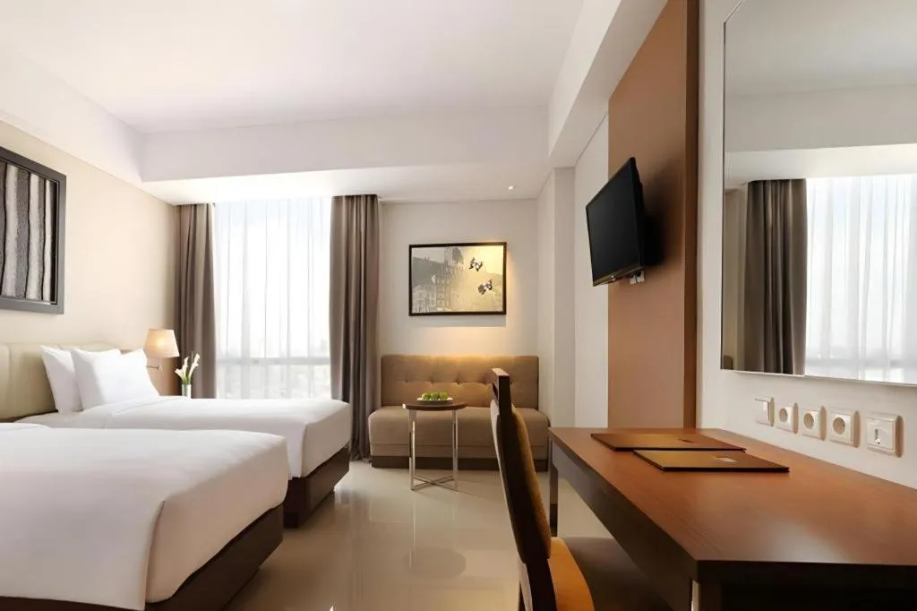 Bed in Hotel Santika Premiere Kota Harapan Indah