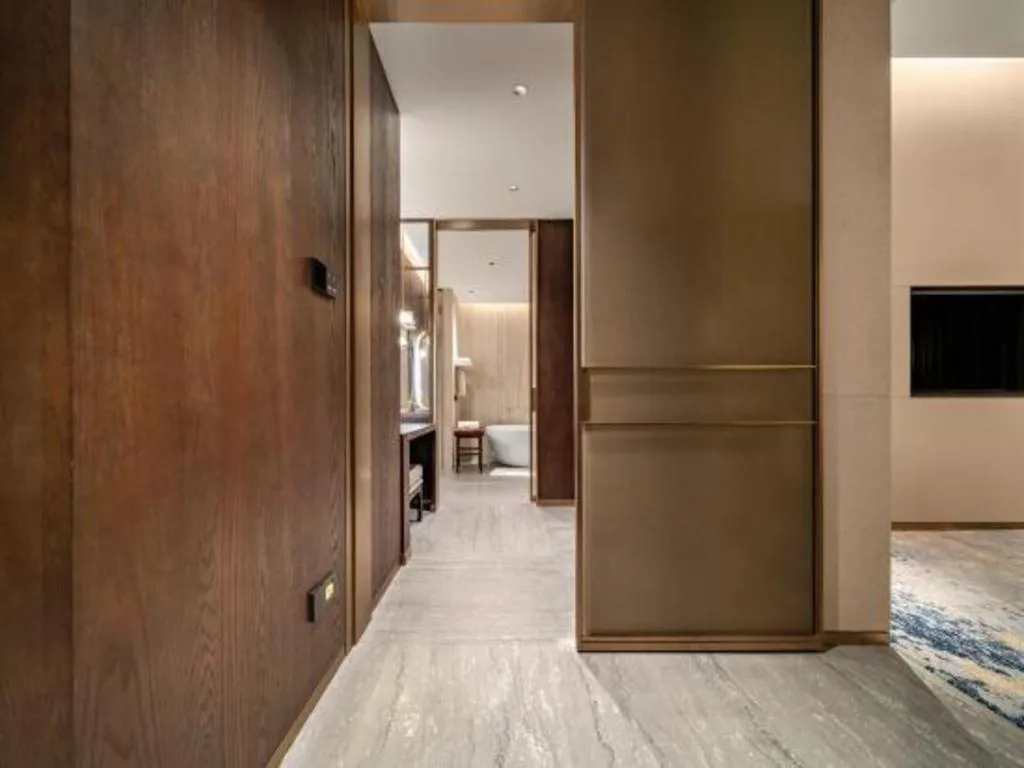 Bed in Dongguan Yingbin Hotel