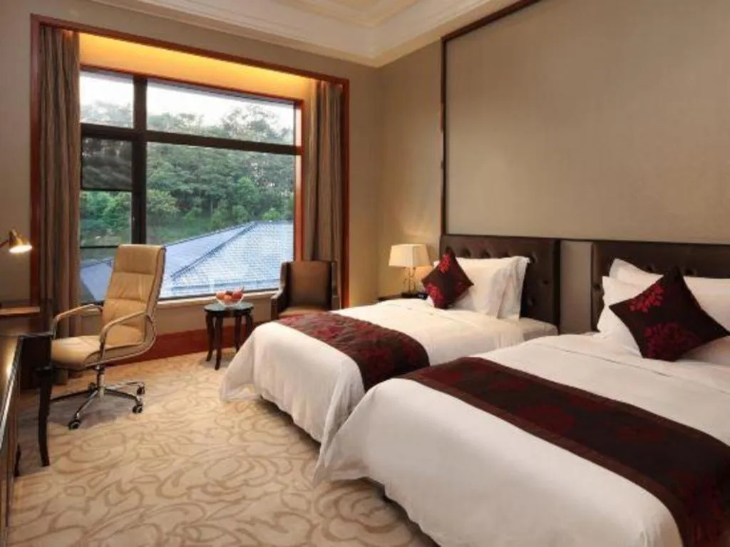 Bed in Dongguan Yingbin Hotel
