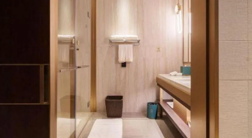 Bed in Dongguan Yingbin Hotel