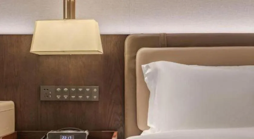 Bed in Dongguan Yingbin Hotel