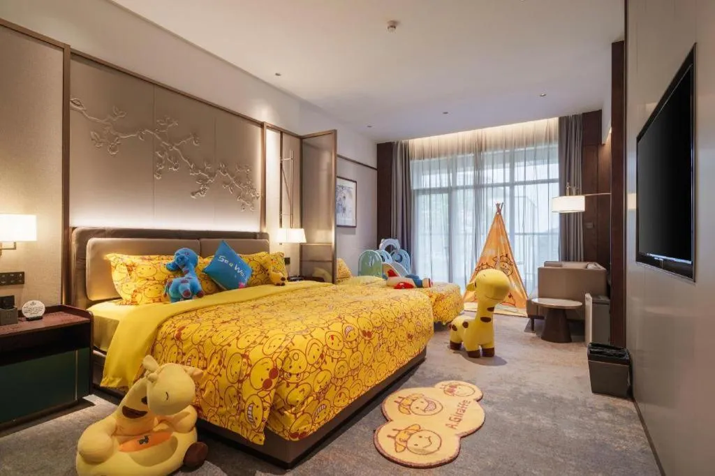 Bed in Dongguan Yingbin Hotel