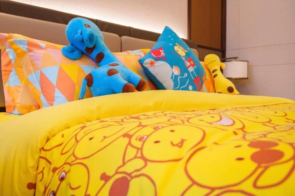 Bed in Dongguan Yingbin Hotel