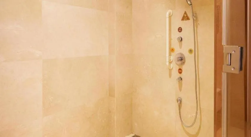 Dongguan Yingbin Hotel