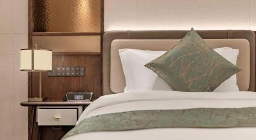 Bed in Dongguan Yingbin Hotel