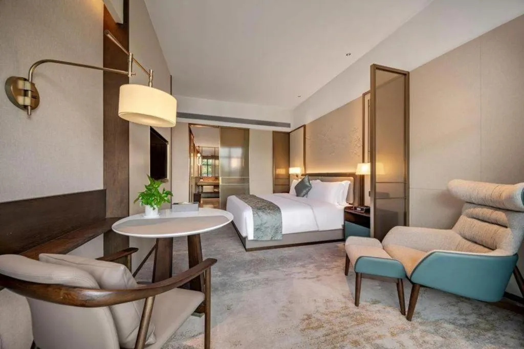 Bed in Dongguan Yingbin Hotel