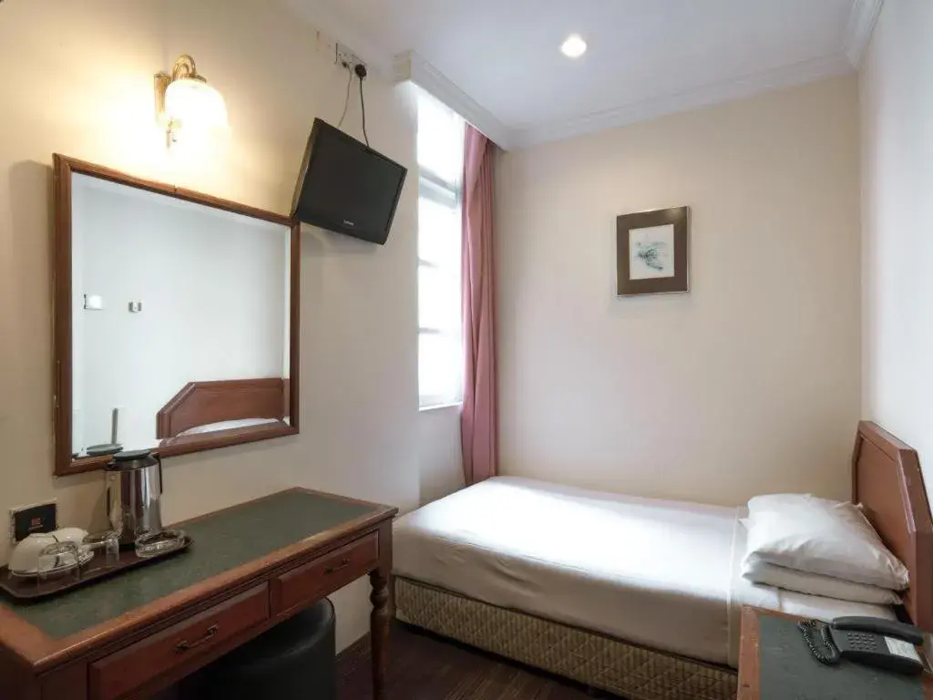 Bed in Penta Hotel Bed in Penta Hotel